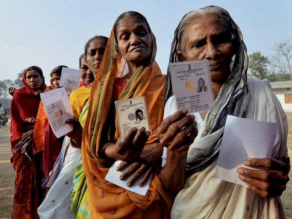 Maharashtra Election 2014: BJP on top as Maharashtra sees 64 percent turnout