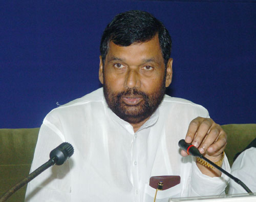 Jharkhand Polls: Ram Vilas Paswan blames lack of vision for state's political instability