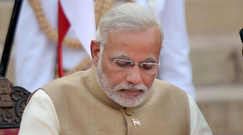 Modi nominates nine more for Clean India campaign 