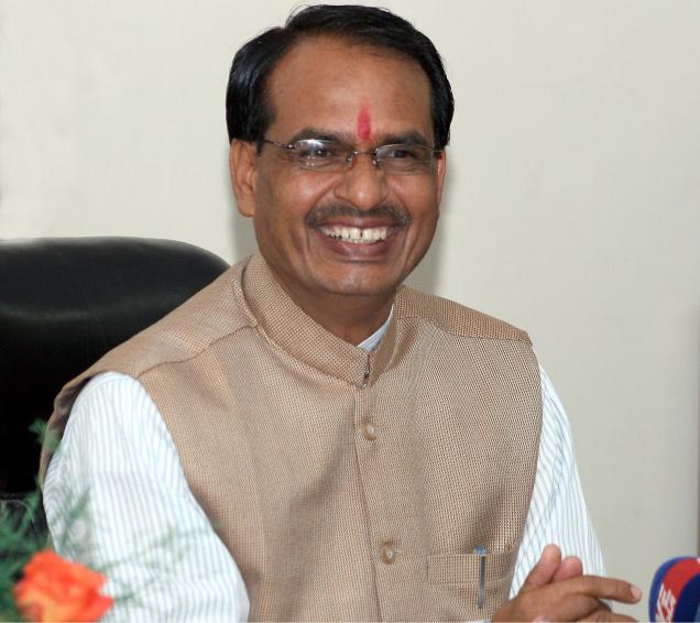 BJP PM candidate debate: After Yashwant, Shivraj backs Advani, Madhya Pradesh CM Shivraj Singh Chouhan has raked up the BJP Prime Ministerial candidate debate, Latest POlitical News , Political News Update, Latest National News.