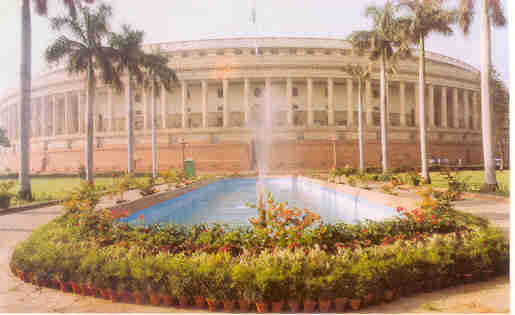 A person custody of police will not be allowed to contest polls: SC, Latest News, Latest political news, political news, latest and breaking news, breaking news, election update.