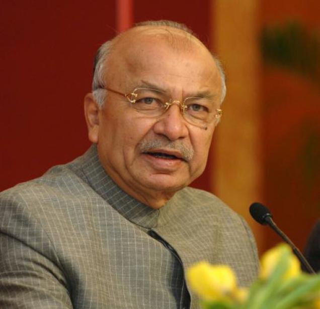 I had warned Akhilesh regarding reports on escalating communal violence: Shinde, Akhilesh Yadav, Muzaffarnagar, Muzaffarnagar riots,latest news updates, politics updates, political news, UP news.