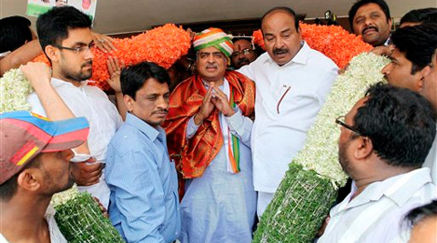 Congress Bangalore South candidate Nandan Nilekani formally joins party, says it’s time for Ananth Kumar to go,UIDAI,Nandan Nilekani,Congress list,Infosys ,2014 Lok Sabha polls,Bangalore, Congress, Nandan Nilekani,Ananth Kumar,Aadhar,BJP,Lok Sabha polls