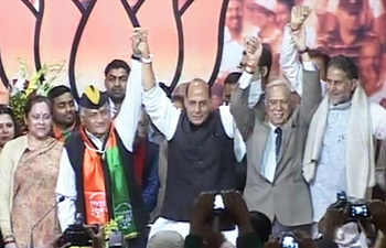 Former Army chief General VK Singh joins BJP, says the party can take the country forward.